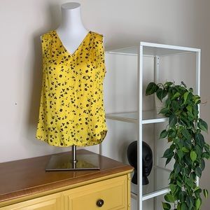 LAST CHANCE ✨ Banana Republic | Sleeveless satin blouse